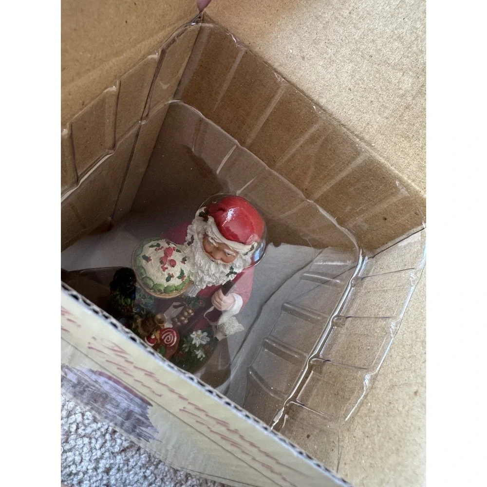 International Santa Claus Collection Father Christmas New Zealand In Box SC68